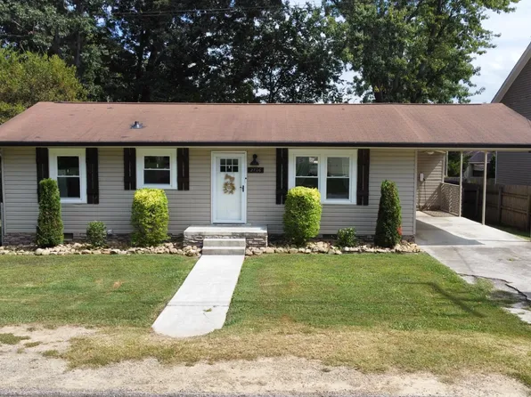 2706 Woodlawn Ave NW, Cleveland, TN 37312