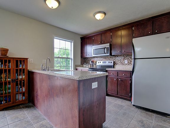 5th image of 1369 Mutual Dr