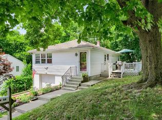 54 Manhattan Rd, Worcester, MA 01602