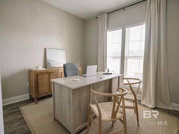 4th image of 12903 Gondala St