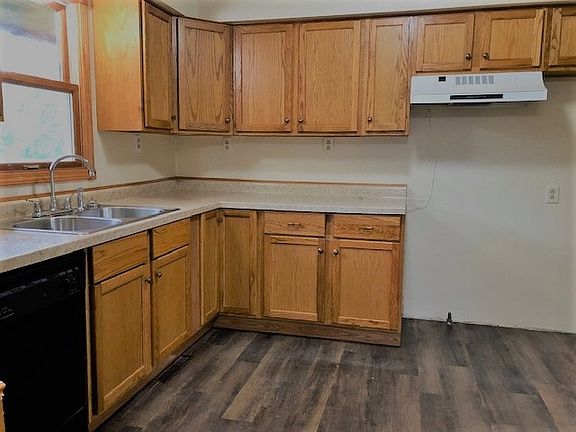 4th image of 39 Yorkshire Dr