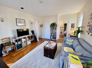 24 Grovenor Rd APT 2, Jamaica Plain, MA 02130