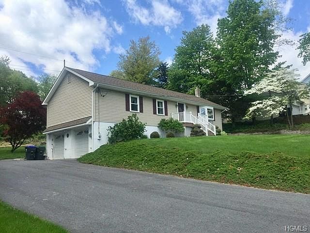 1st image of 46 Brooker Dr