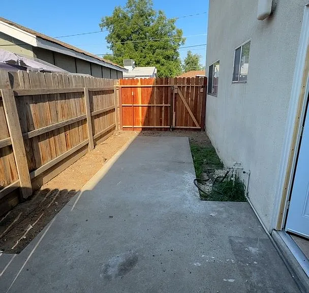3232 — Photo 12