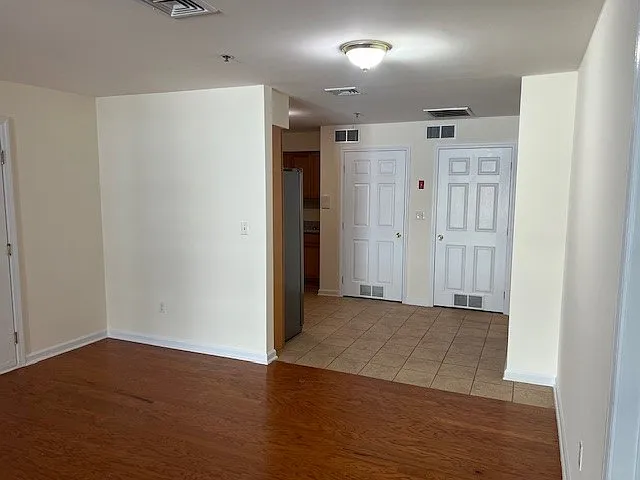 1031 Clinton St #5C — Photo 9