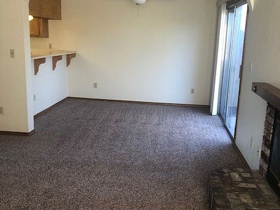5th image of 5382 Valleyridge Dr APT 4