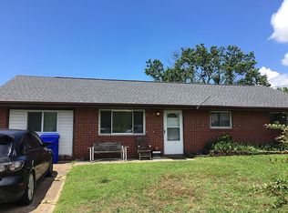 913 Sumter Dr, Newport News, VA 23608