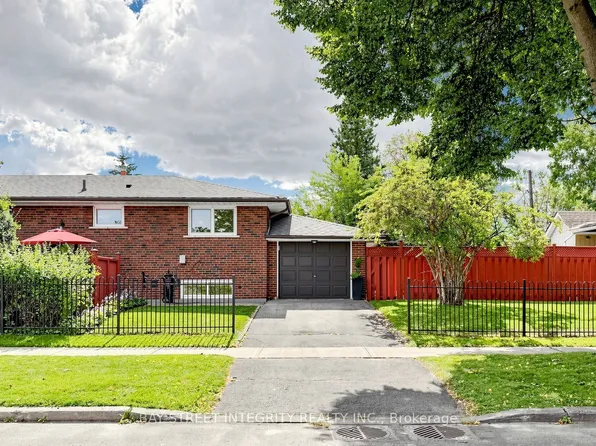 28 Ashdean Dr, Toronto, ON M1P 1E3