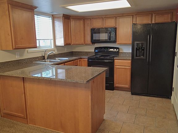 4th image of 877 E Cedar Pine Ct APT 21