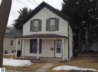 813 Cherry St, Cadillac, MI 49601