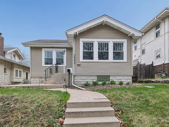 2nd image of 2043 Stanford Ave