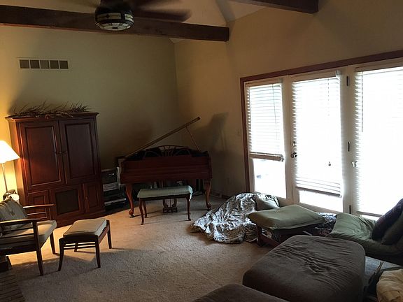 4th image of 465 Whittlesey Dr