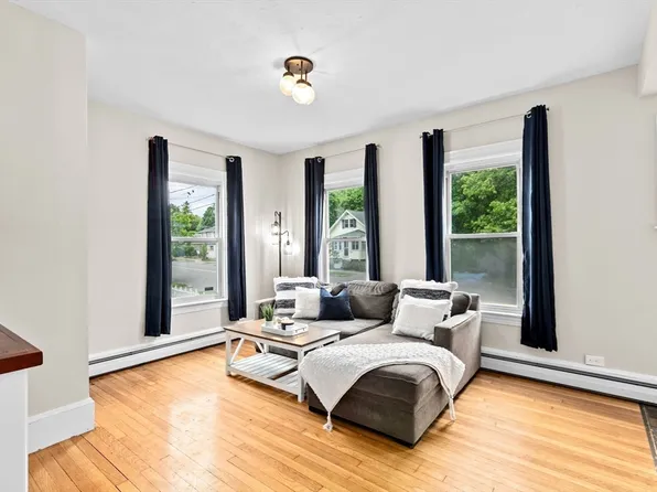 109 Bouve Ave, Brockton, MA 02301