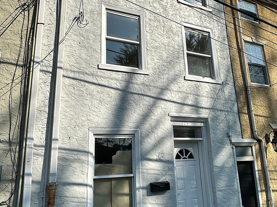1st image of 125 Pensdale St