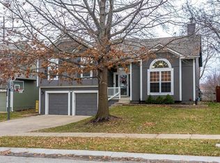 4736 Mund Rd, Shawnee, KS 66218