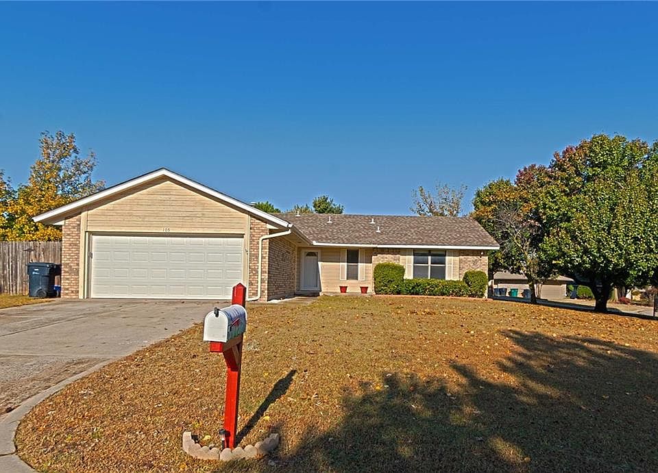 1st image of 105 Lochwood Ln