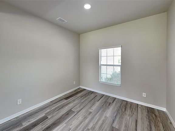 5th image of 8878 BESSEMER COURT
