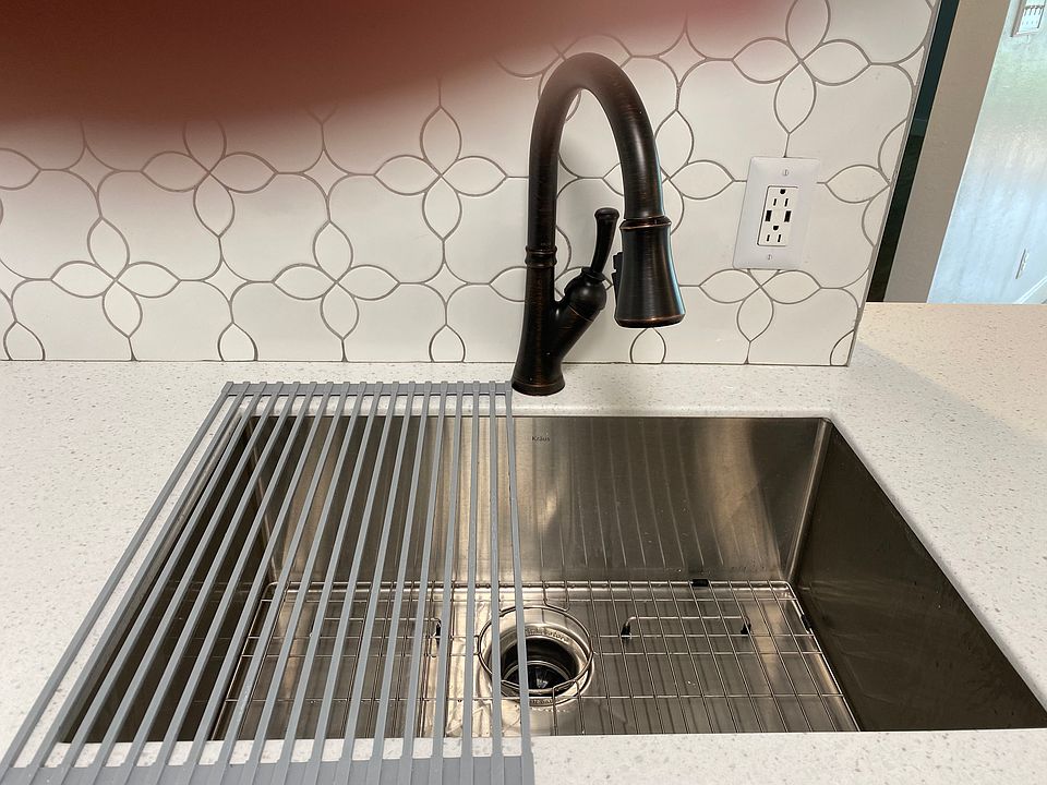 Kitchen sink