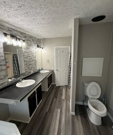 2273 Main St — Photo 16