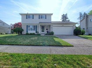 15014 Pere St, Livonia, MI