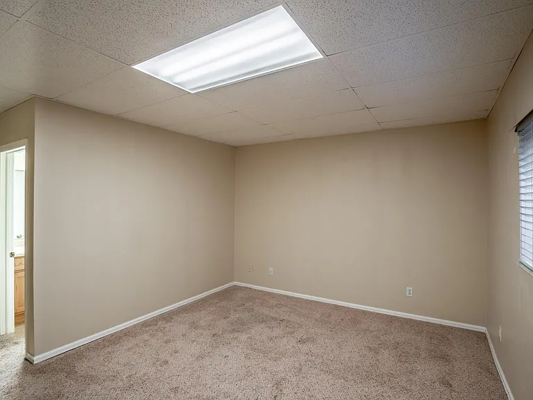 4221 S Mobile Cir #D — Photo 11