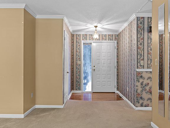 3rd image of 5313 Village Garden Dr