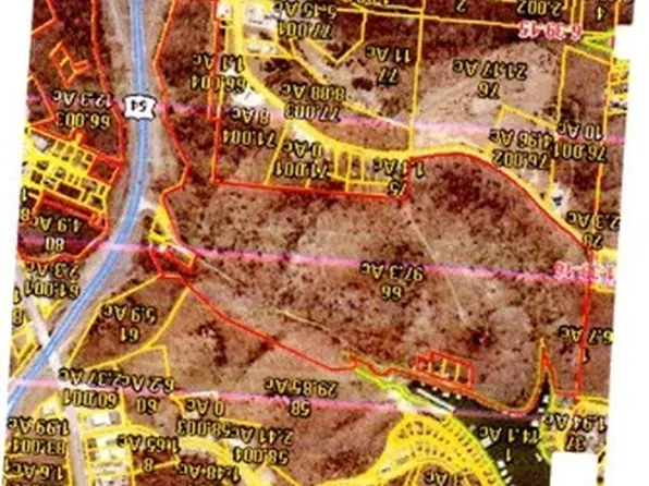 1800 Bluff Dr, Osage Beach, MO 65065