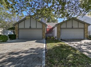 12019 Mackey St, Overland Park, KS 66213