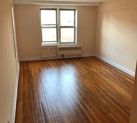 2nd image of 6767 Burns St APT 3U