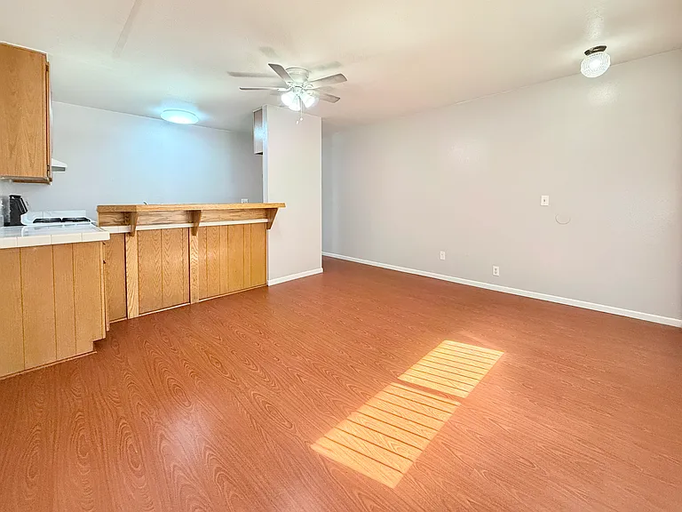 16129 S Ainsworth St — Photo 9