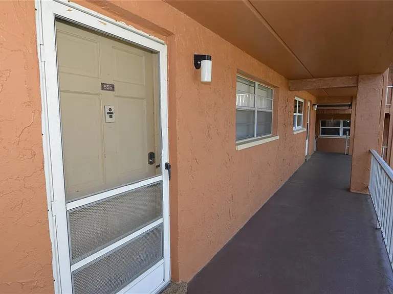12760 Indian Rocks Rd #555 — Photo 4