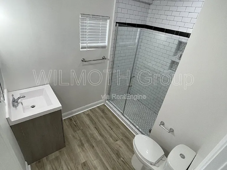1126 Villa Ave — Photo 11