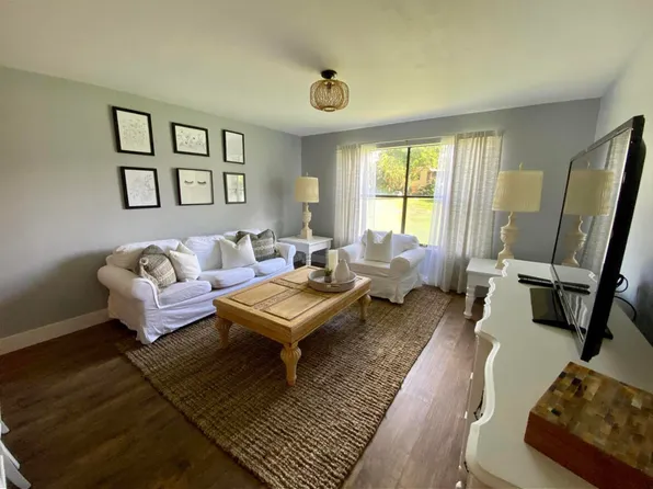 13055 Albright Ct APT 17, Wellington, FL 33414