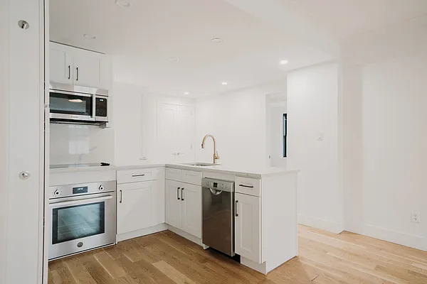 Rented by Corcoran | media 10