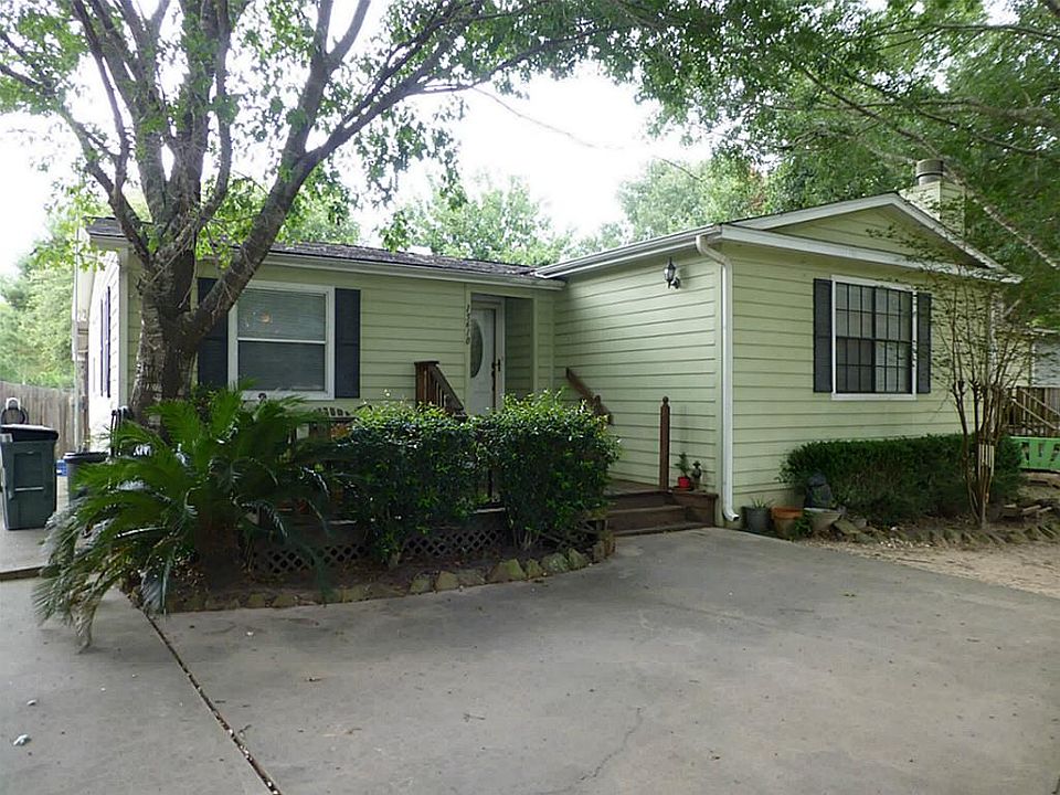 1st image of 15610 Cypress Garden Dr