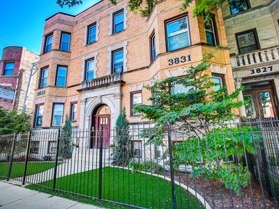 3831 N Wilton Ave #3S, Chicago, IL, 60613