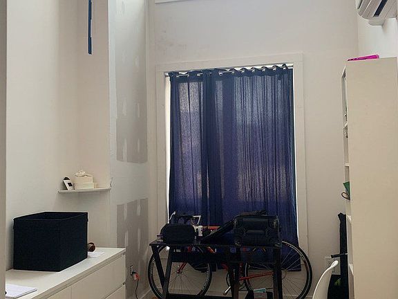 5th image of 812 Lexington Ave APT 2F