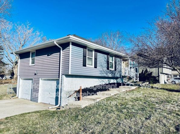 10606 N Oak Trafficway