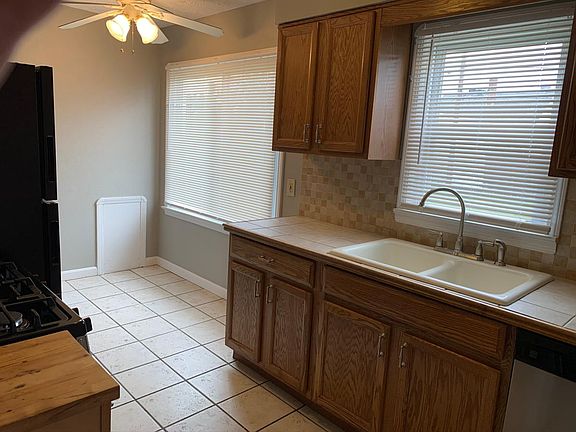 3rd image of 13308 Shady Oak Blvd