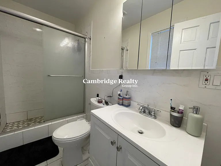 65 Fairbanks St #2T — Photo 25