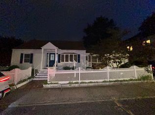 132 Hamburg St, Springfield, MA 01107