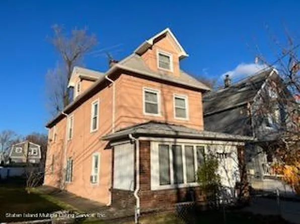 43 Walker St, Staten Island, NY 10302