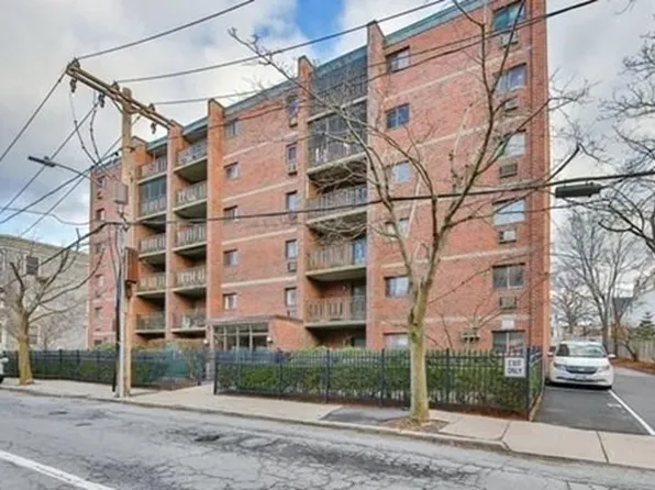 12-16 Ellery St Unit 604, Cambridge, MA 02138