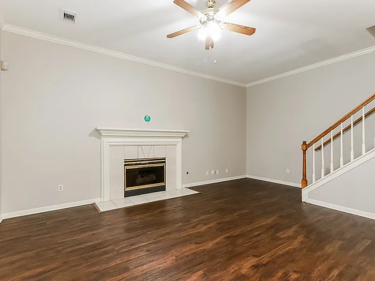 18622 Sandelford Dr — Photo 9