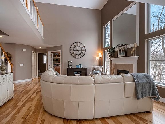 5th image of 6626 Woodvine Dr