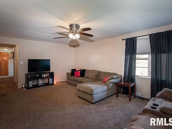 3rd image of 6419 N Imperial Dr