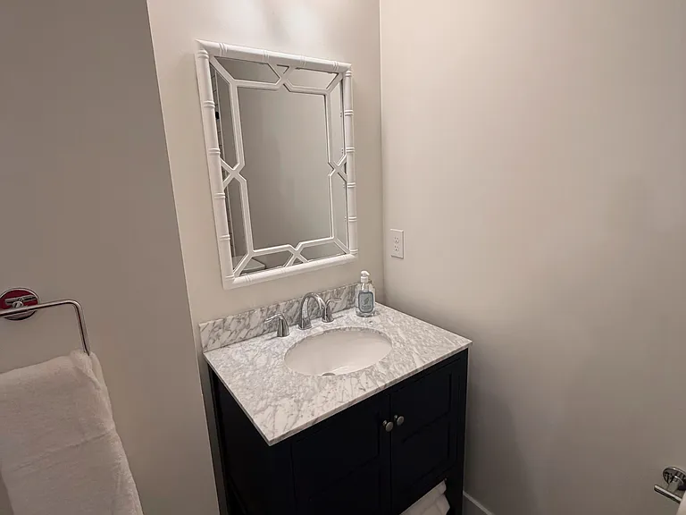 5 Andrews Way — Photo 6