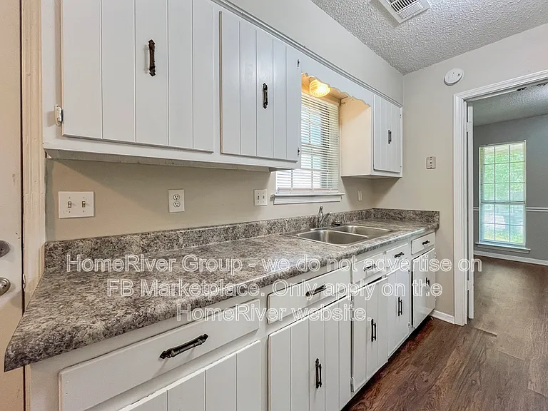 830 Englewood Cv — Photo 10