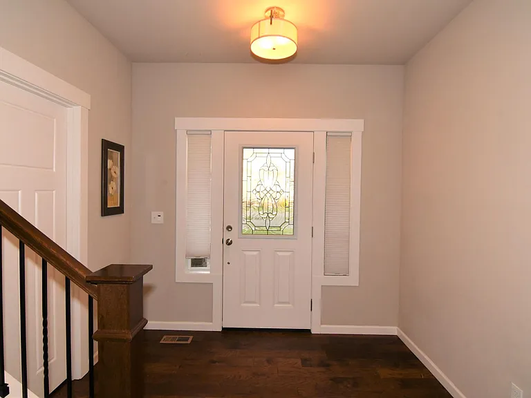 5013 Black Rock Loop SE — Photo 3