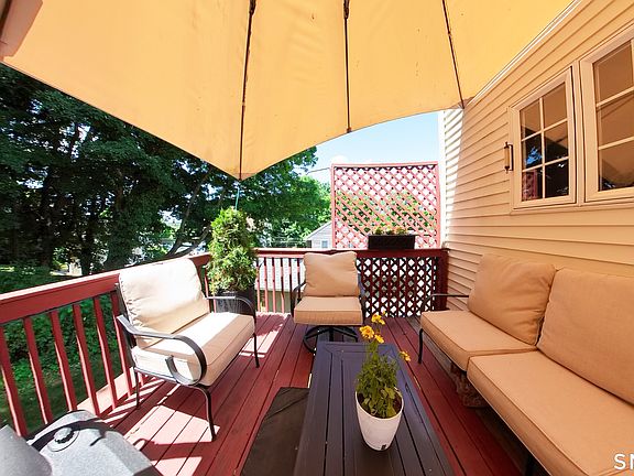 5th image of 21 Hillcrest Avenue